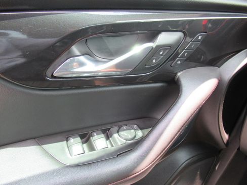 Used 2019 Chevrolet Blazer RS FWD image 21