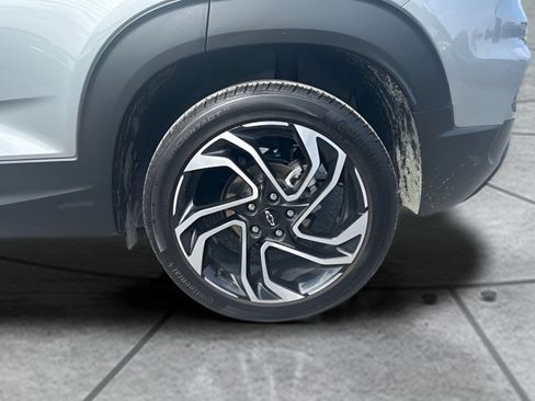 Used 2025 Chevrolet TrailBlazer RS w/ Convenience Package FWD image 22