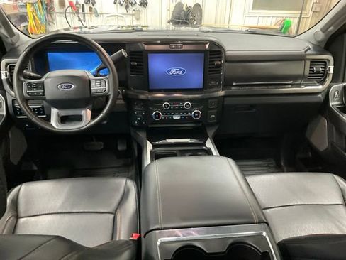 Used 2025 Ford F350 Lariat AWD/4WD image 8