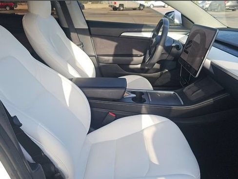 Used 2021 Tesla Model 3 Performance AWD/4WD image 4