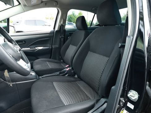 Used 2022 Nissan Versa S FWD image 19