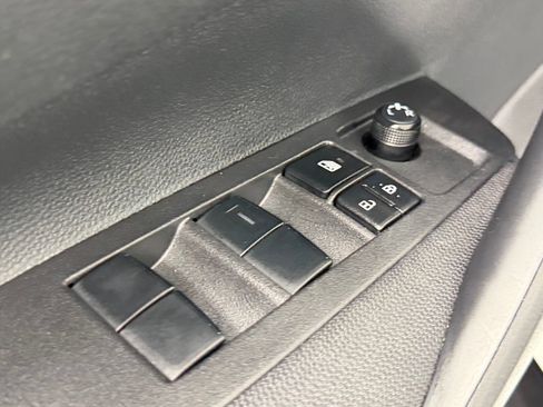 Certified 2025 Toyota Corolla LE FWD image 20