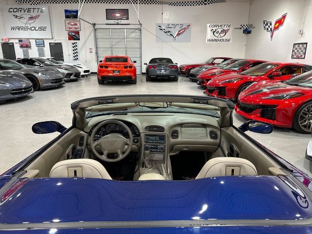 Used 2004 Chevrolet Corvette Convertible w/ Preferred Equipment Group RWD image 16