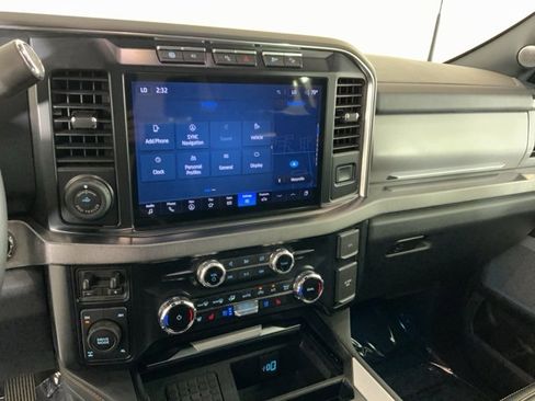 Used 2024 Ford F350 Platinum image 23