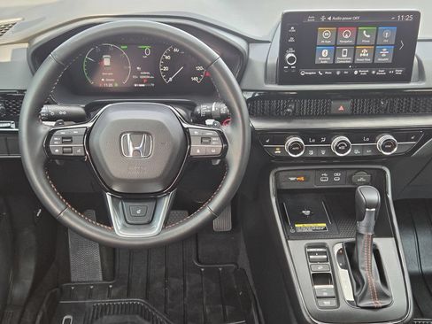 Used 2025 Honda CR-V Sport Touring image 10