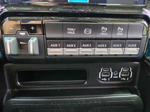 Used 2022 RAM 2500 Limited image 33