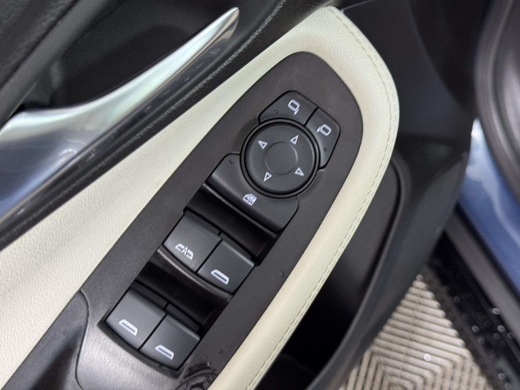 Used 2024 Buick Encore GX Sport Touring w/ Experience Buick Package FWD image 18