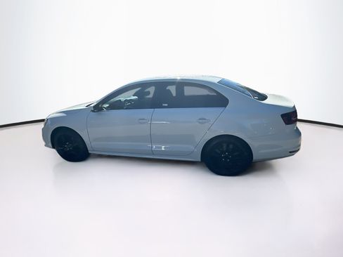 Used 2017 Volkswagen Jetta S FWD image 4