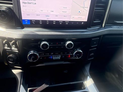 Used 2025 Ford F350 Platinum AWD/4WD image 27