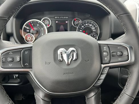 New 2026 RAM 2500 Big Horn AWD/4WD image 21