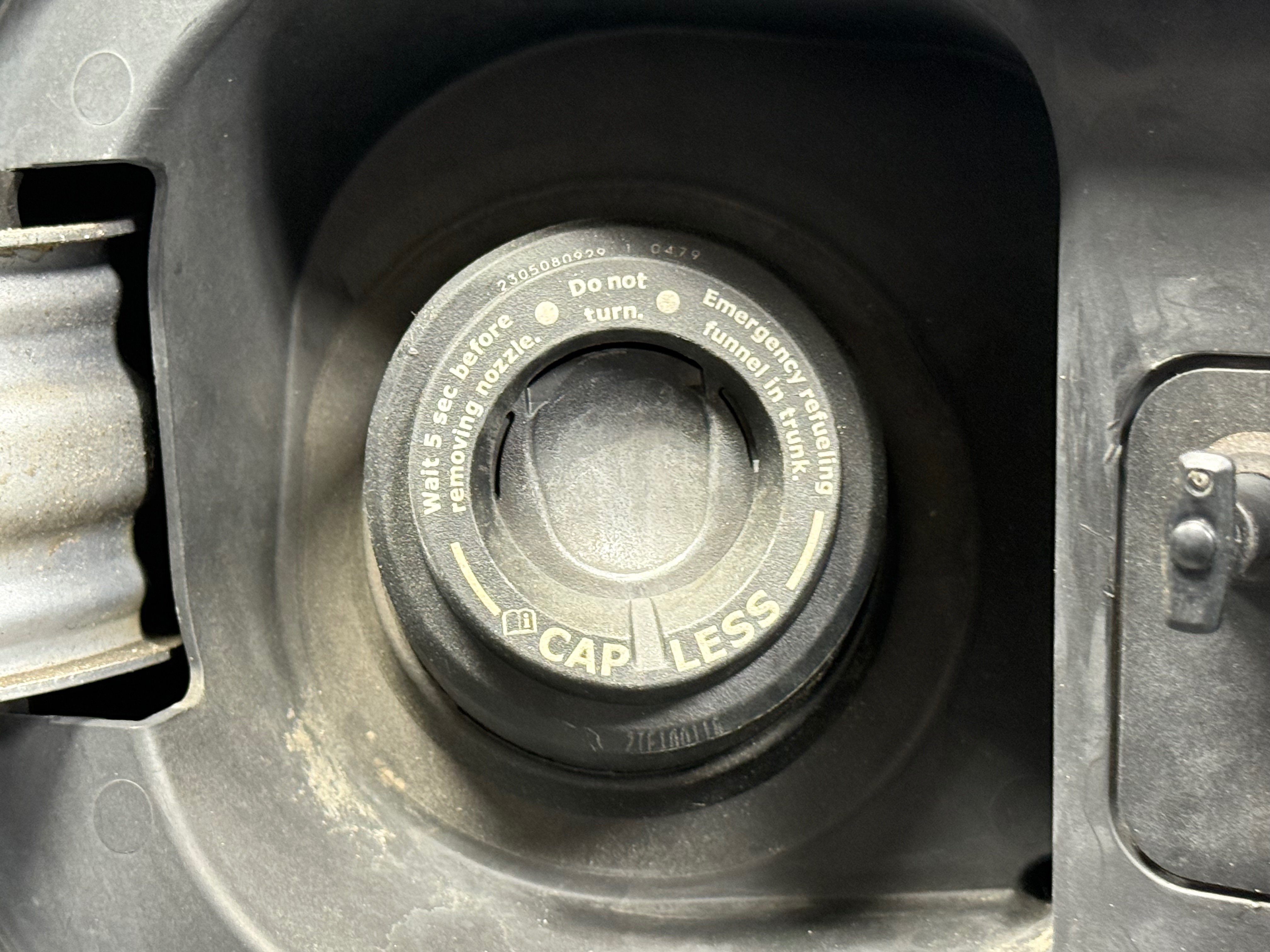 Used 2023 Honda Pilot Sport image 3