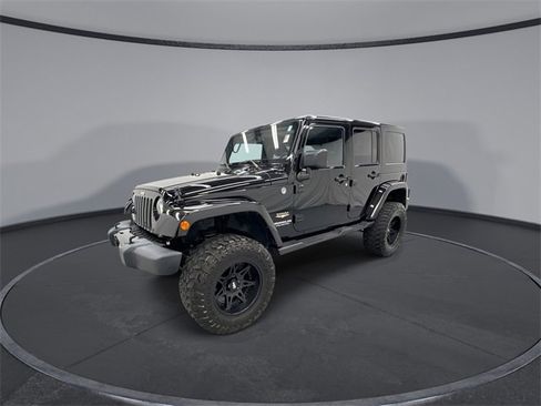 Used 2015 Jeep Wrangler Unlimited Sahara w/ Dual Top Group image 4