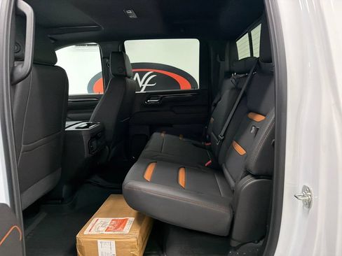 New 2026 GMC Sierra 2500 AT4 w/ AT4 Premium Plus Package AWD/4WD image 13