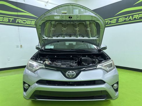 Used 2017 Toyota RAV4 Platinum AWD/4WD image 4