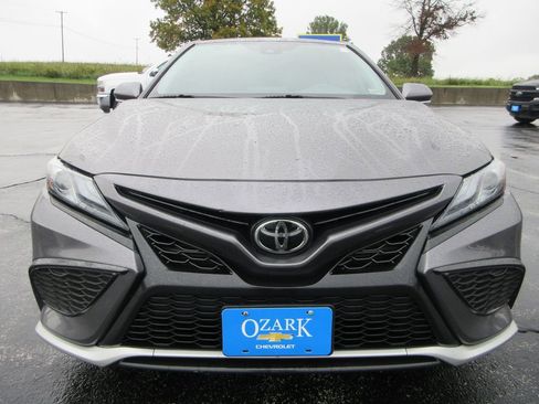 Used 2021 Toyota Camry XSE image 8