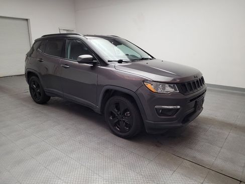Used 2018 Jeep Compass Altitude w/ Popular Equipment Group image 11