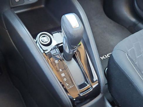 Certified 2022 Nissan Kicks S FWD image 17