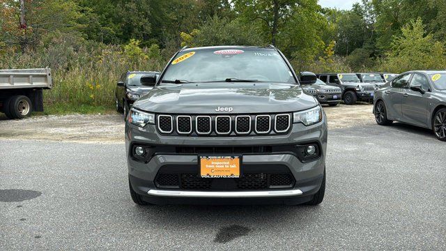 Certified 2023 Jeep Compass Limited w/ Sun and Sound Group AWD/4WD image 3