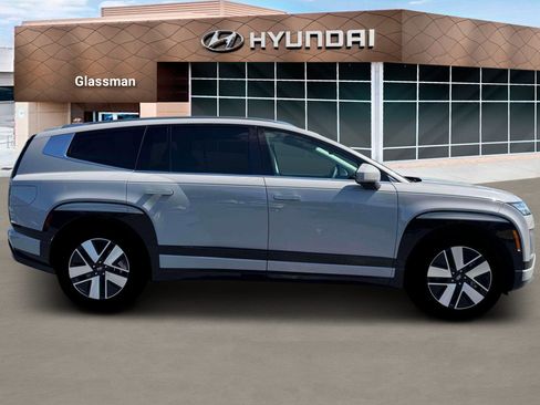 New 2026 Hyundai Ioniq 9 SEL image 9