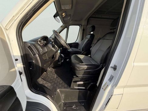 Used 2017 RAM ProMaster 2500 image 27