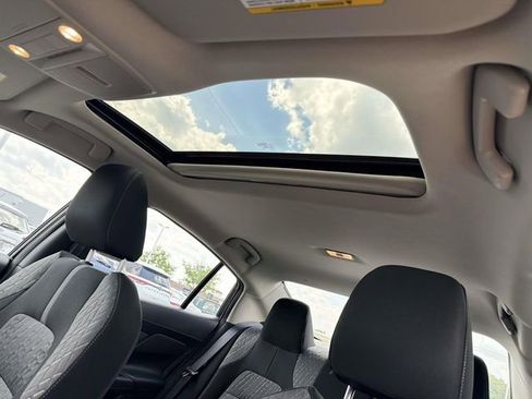 New 2026 Nissan Sentra SV w/ SV Convenience Package FWD image 17