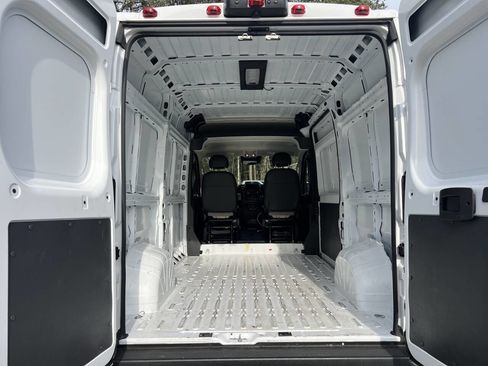 Used 2023 RAM ProMaster 1500 image 17