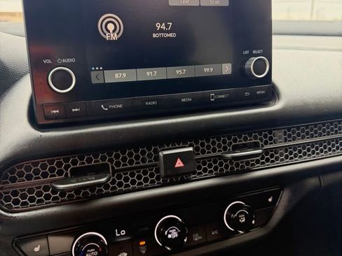 Certified 2024 Honda HR-V Sport image 17