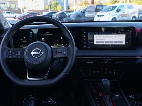 New 2025 Nissan Kicks SR image 22