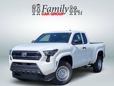 Used 2024 Toyota Tacoma SR image 1