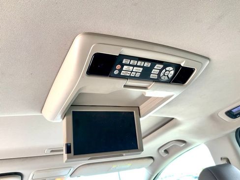 Used 2016 Honda Odyssey Touring image 16