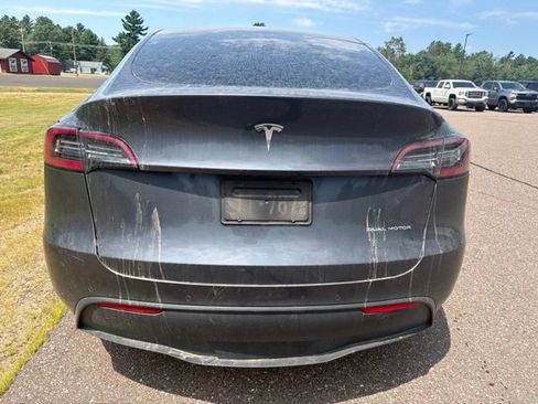 Used 2020 Tesla Model Y Long Range AWD/4WD image 5