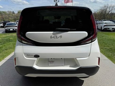 Used 2023 Kia Soul LX w/ Option Group 015 FWD image 20