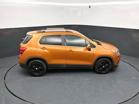 Used 2017 Chevrolet Trax LT FWD image 38