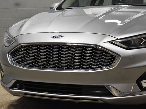 Used 2020 Ford Fusion Energi Titanium image 32