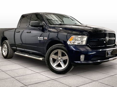 Used 2017 RAM 1500 Express image 2