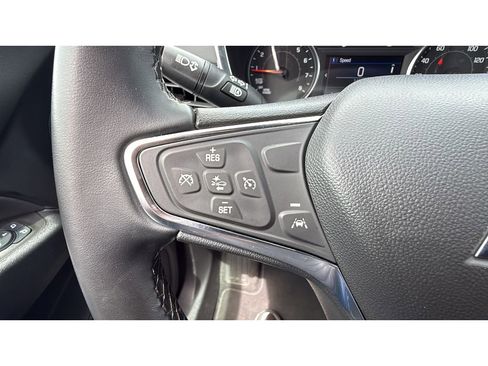 Used 2024 Chevrolet Equinox LT FWD image 28