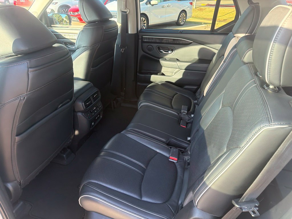 Used 2023 Honda Pilot Elite image 27