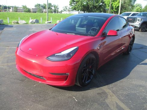 Used 2022 Tesla Model 3 Performance AWD/4WD image 9