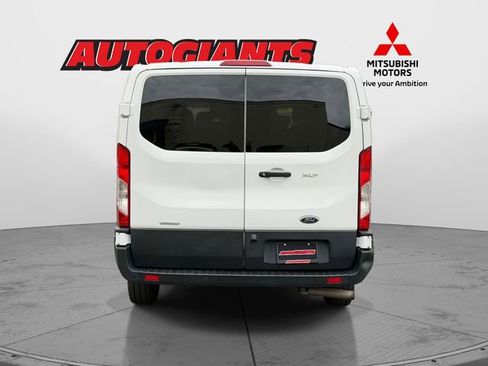 Used 2023 Ford Transit 350 XLT image 3