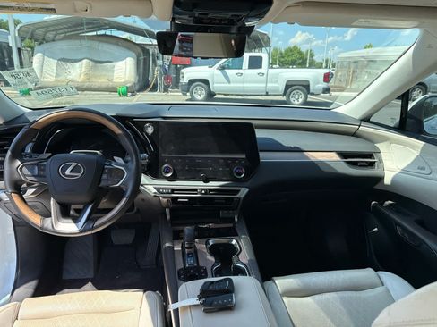 Used 2024 Lexus RX 350 AWD w/ Convenience Package image 48