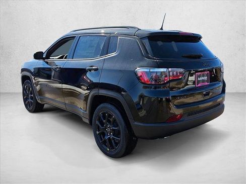 New 2026 Jeep Compass Latitude AWD/4WD image 9