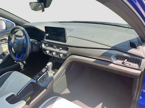 Used 2023 Acura Integra A-Spec image 29