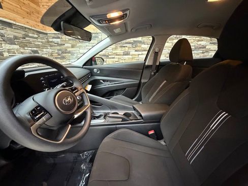 Certified 2023 Hyundai Elantra SEL w/ Cargo Package image 11