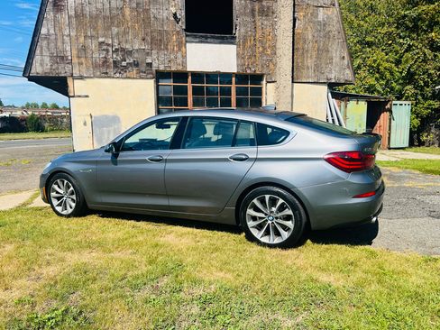 Used 2017 BMW 535i Gran Turismo xDrive image 4