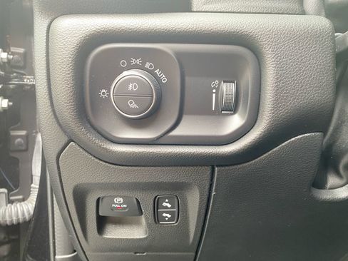 Used 2023 RAM 1500 Big Horn AWD/4WD image 22