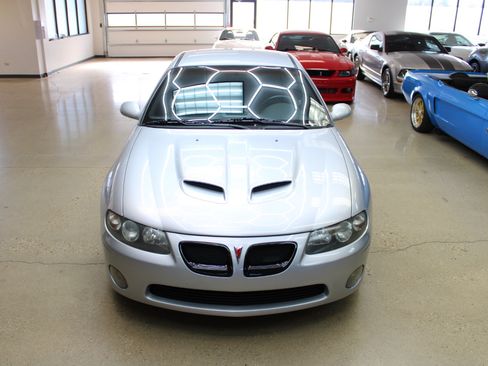 Used 2006 Pontiac GTO image 13