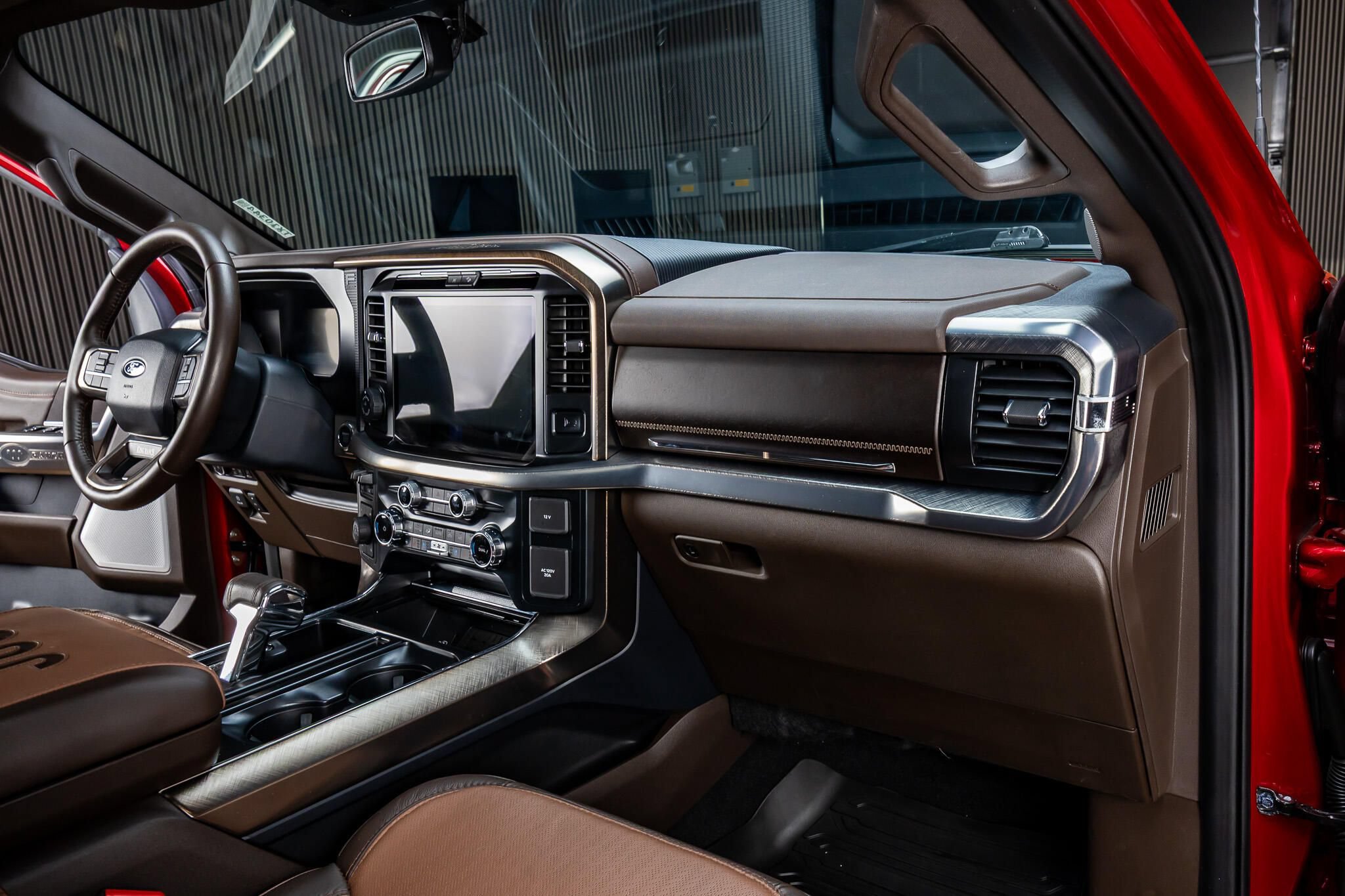 Used 2025 Ford F150 King Ranch w/ FX4 Off-Road Package AWD/4WD image 18