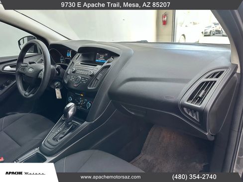 Used 2016 Ford Focus SE image 36