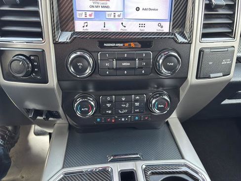 Used 2019 Ford F150 Lariat AWD/4WD image 23