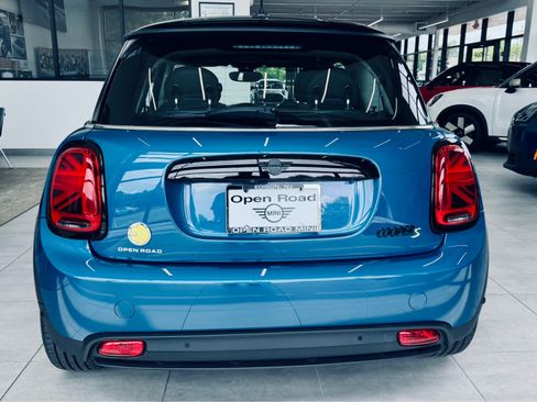 Used 2024 MINI Cooper SE FWD image 7